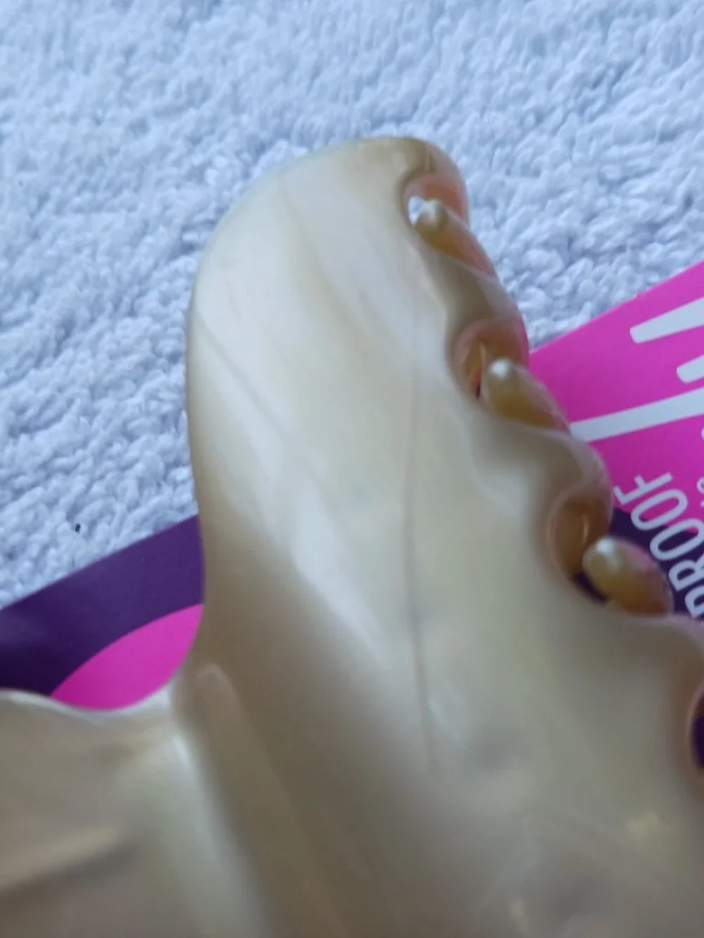 2 Goody Slideproof Inner Teeth Medium Claw Clips Hair Jaw Plastic GoldTan Blonde